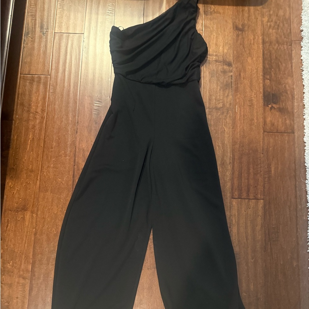 Love X Design one shoulder jumpsuit